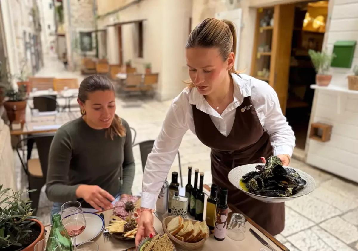 secret-food-tours-split-image-15