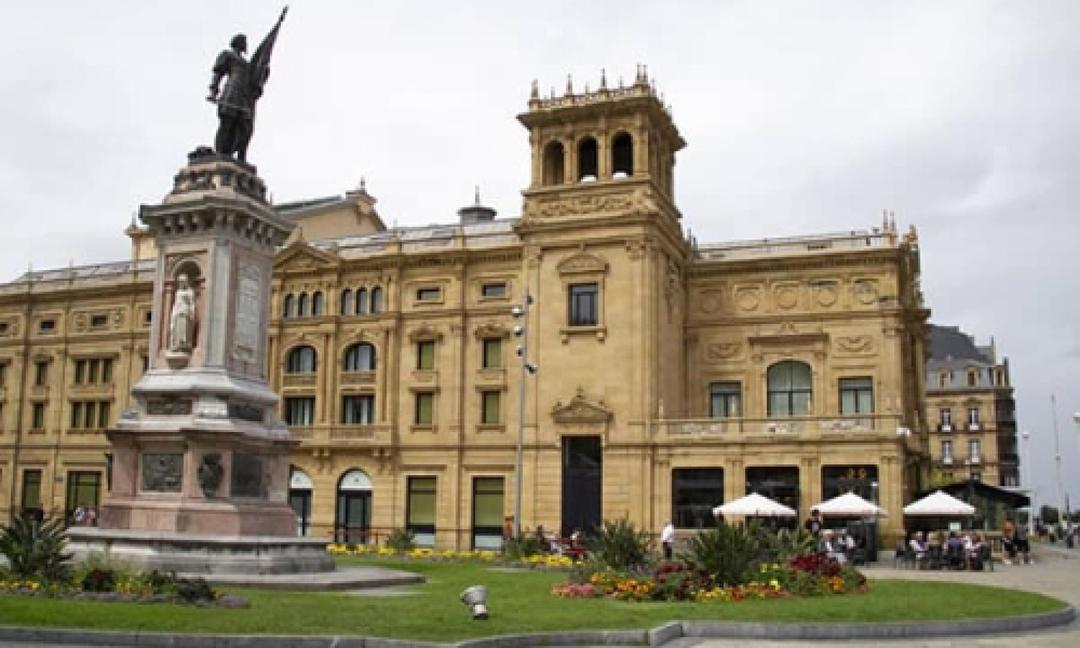 WHY SAN SEBASTIAN?